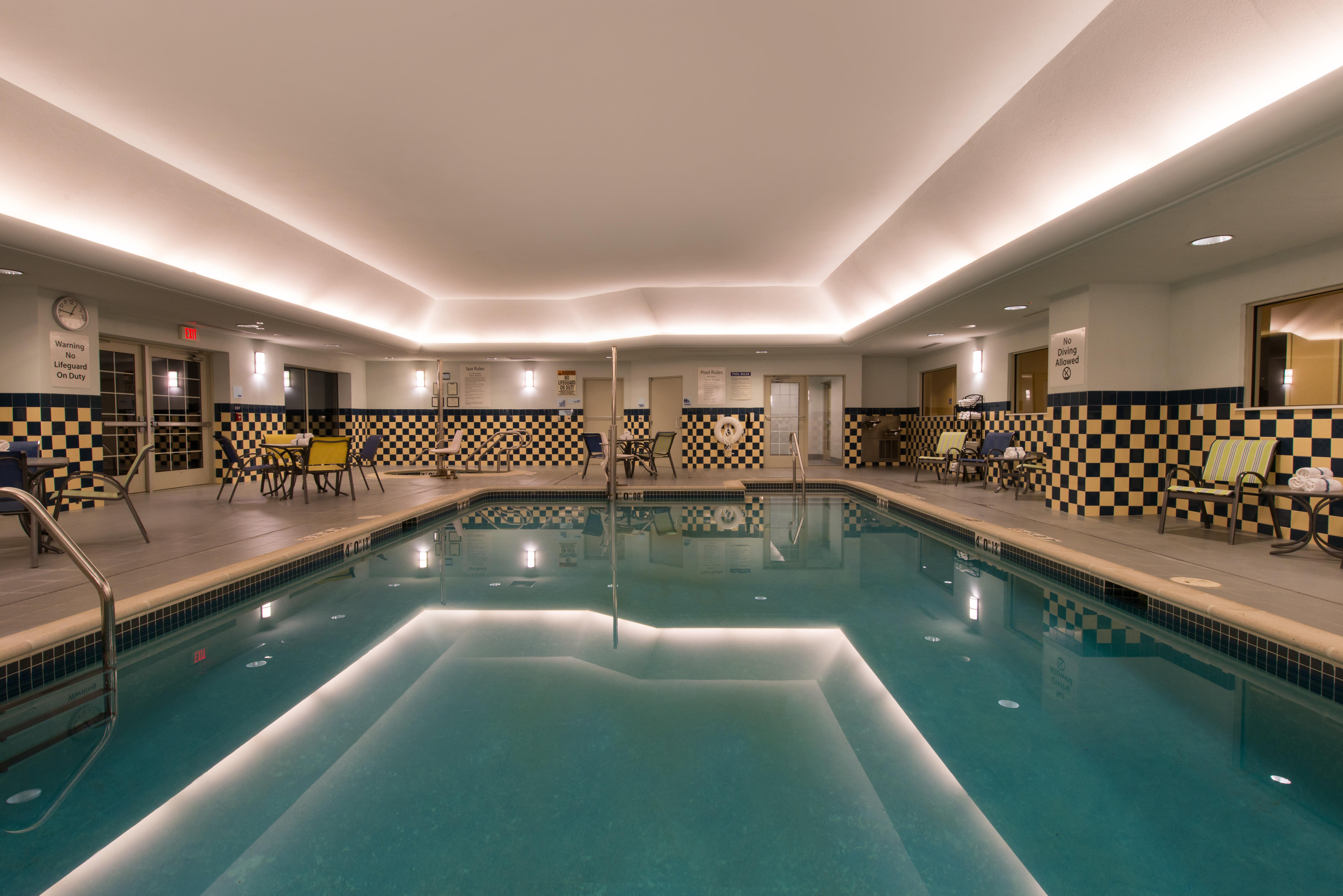 Holiday Inn Express And Suites Dickson City By Ihg Luaran gambar