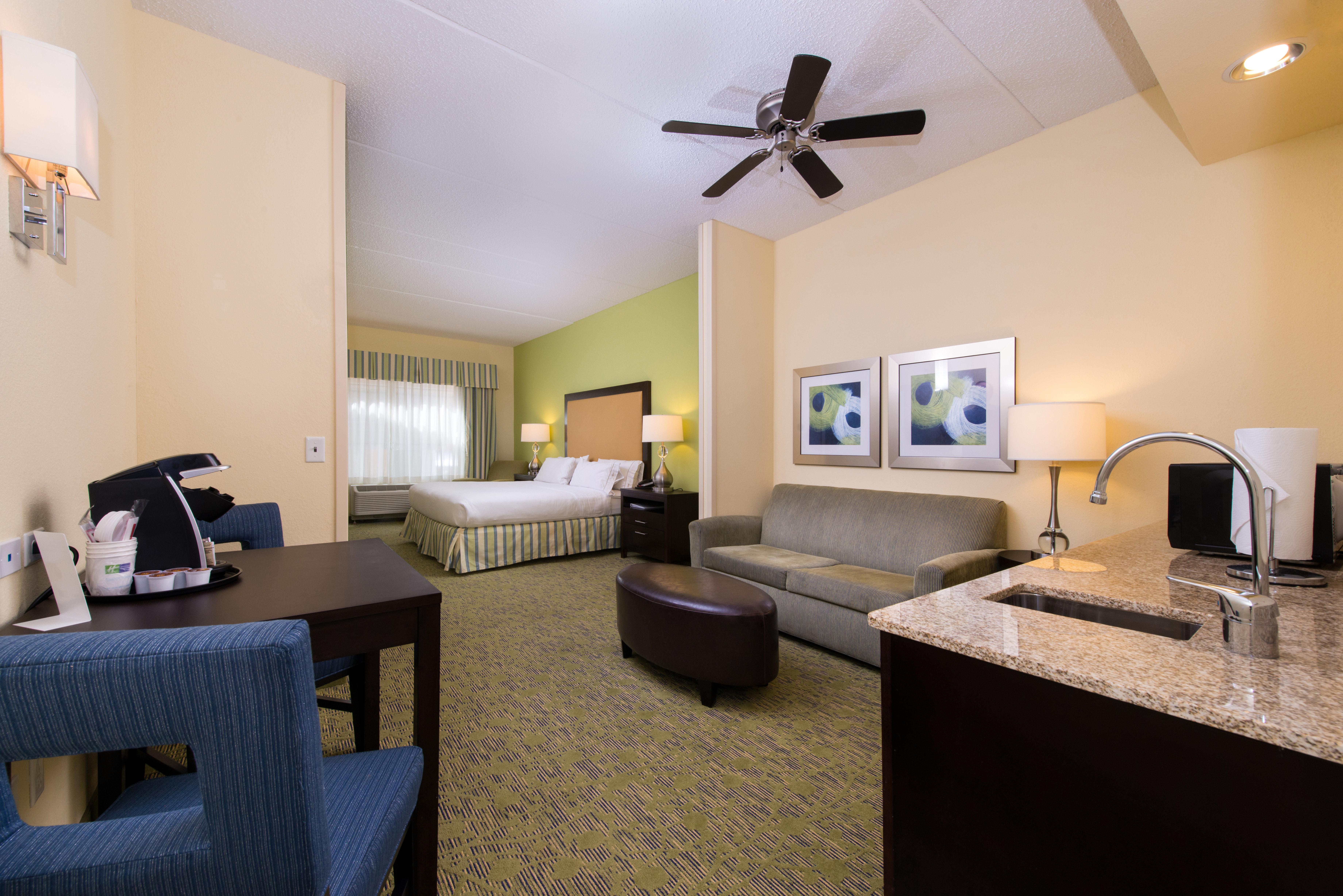 Holiday Inn Express And Suites Dickson City By Ihg Luaran gambar